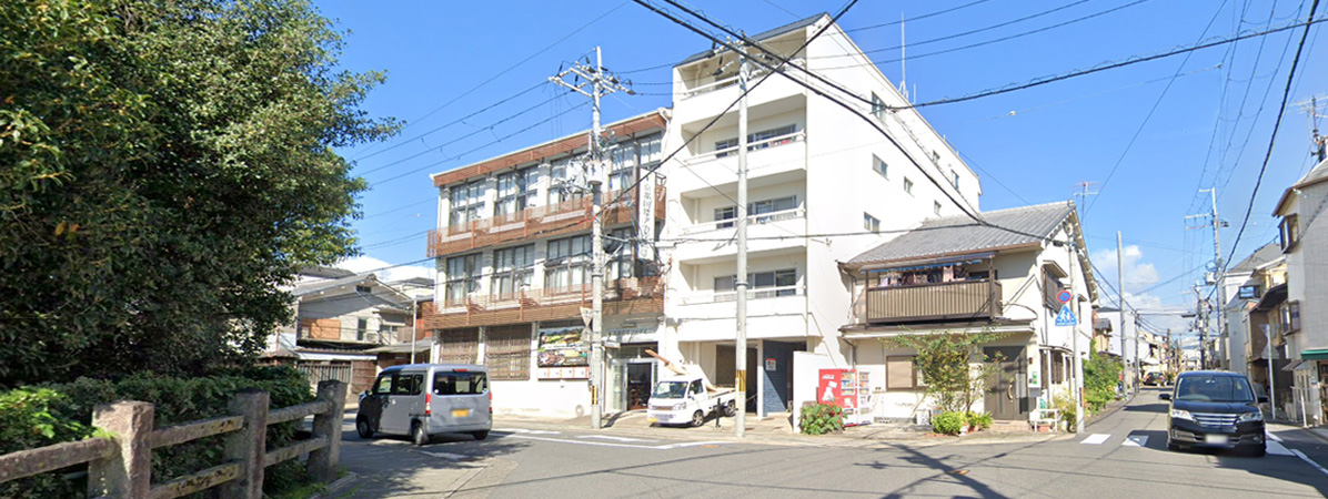 アクセス
